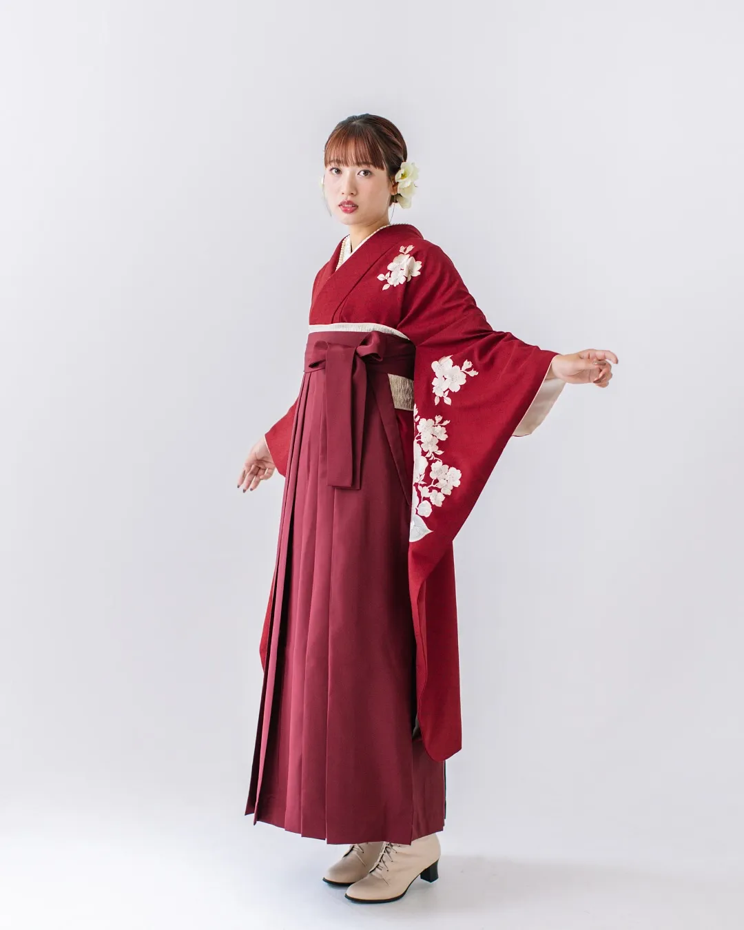 卒業袴レンタルを全国展示会にて開催しています。